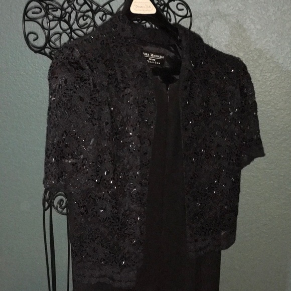 Debra Michael Women's Pant Suit - Picture 5 of 10